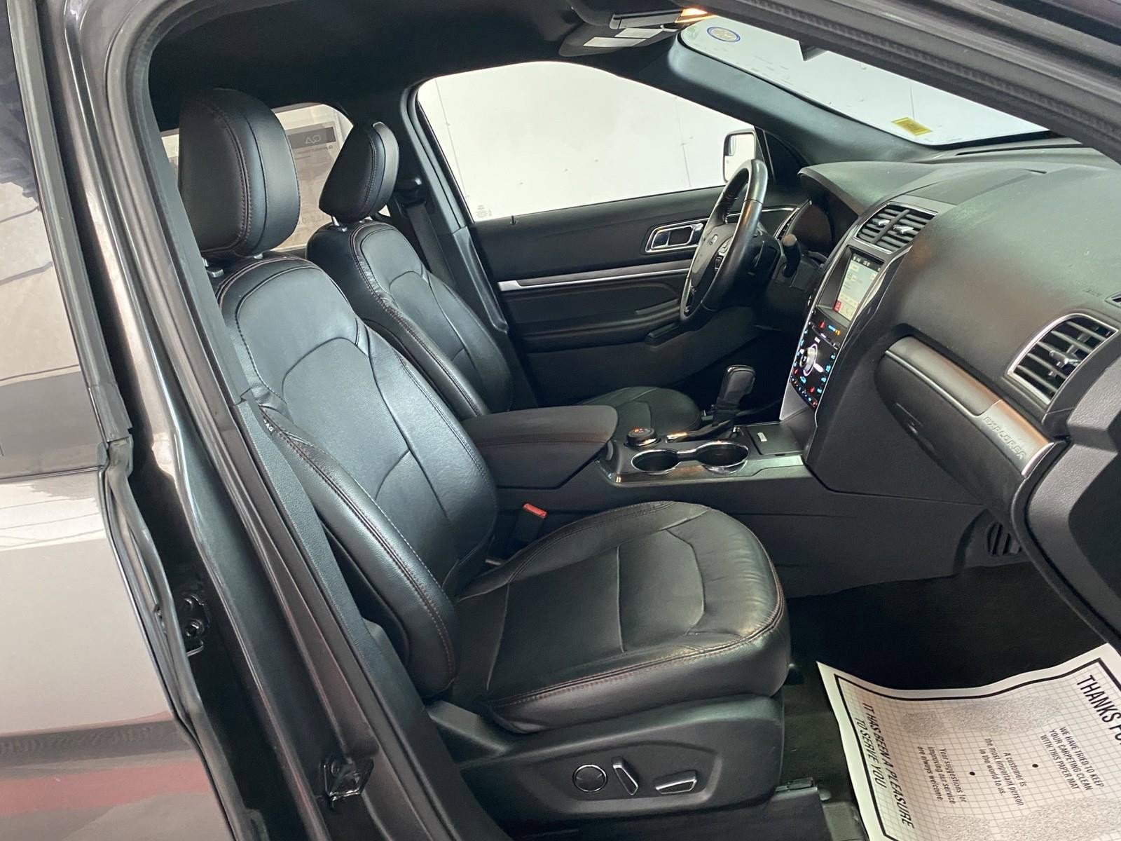 Used 2018 Ford Explorer Sport AWD/4WD image 9