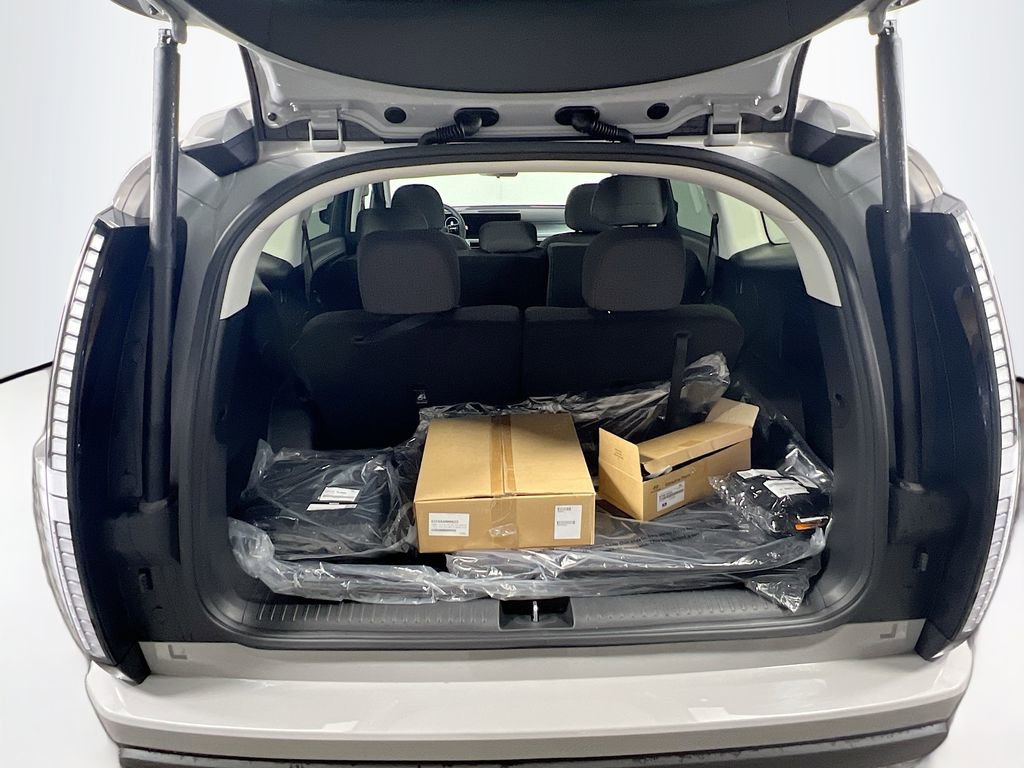 New 2026 Hyundai Ioniq 9 SE image 23