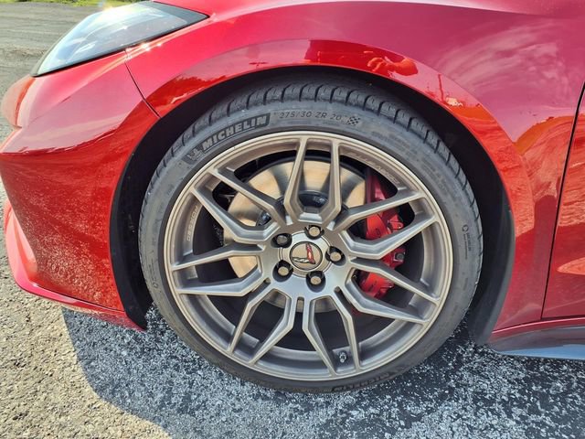 Used 2025 Chevrolet Corvette Z06 RWD image 36