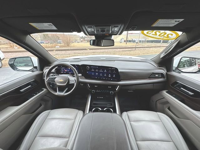 Used 2025 Chevrolet Suburban LT w/ Comfort Package image 20