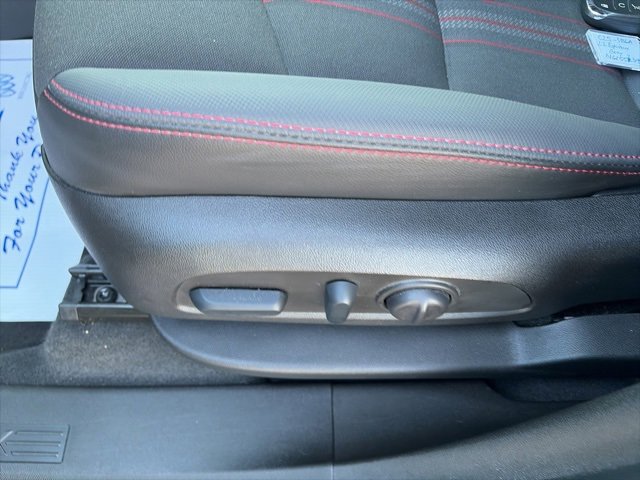 Used 2022 Chevrolet Equinox RS image 18