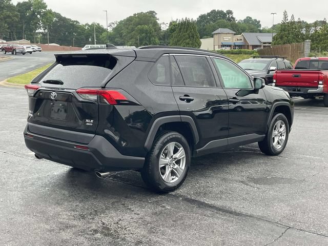 Used 2023 Toyota RAV4 XLE AWD/4WD image 12