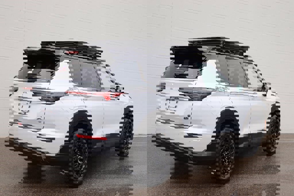 New 2026 Mitsubishi Outlander Trail Edition image 39