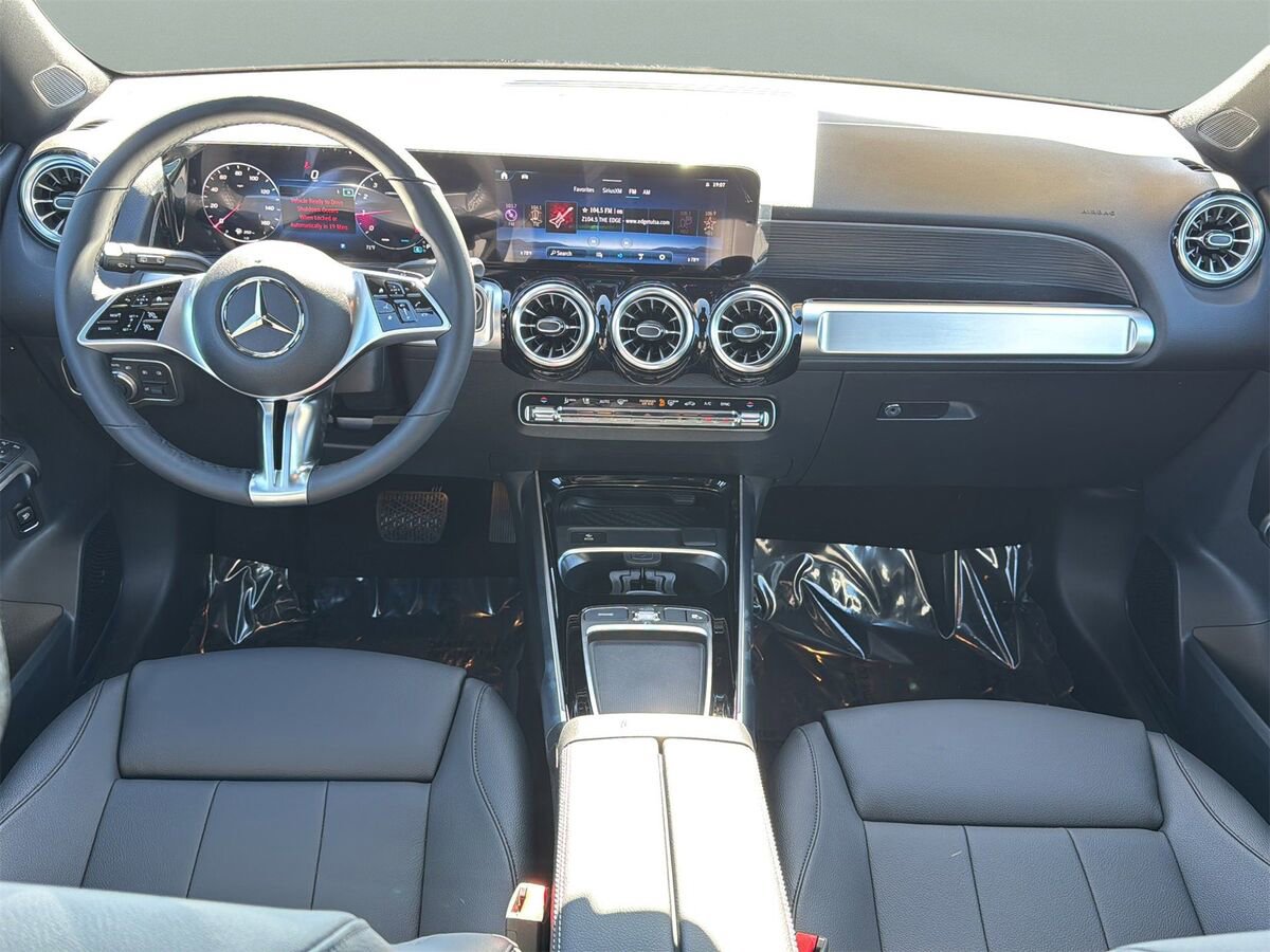 New 2026 Mercedes-Benz GLB 250 image 10