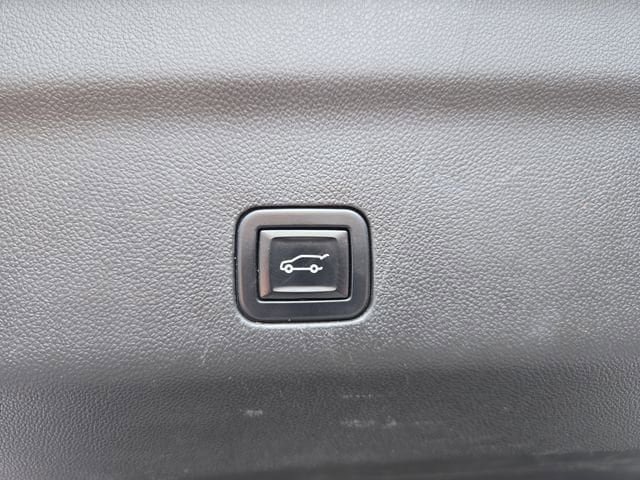 Used 2022 GMC Yukon XL Denali w/ Max Trailering Package AWD/4WD image 33
