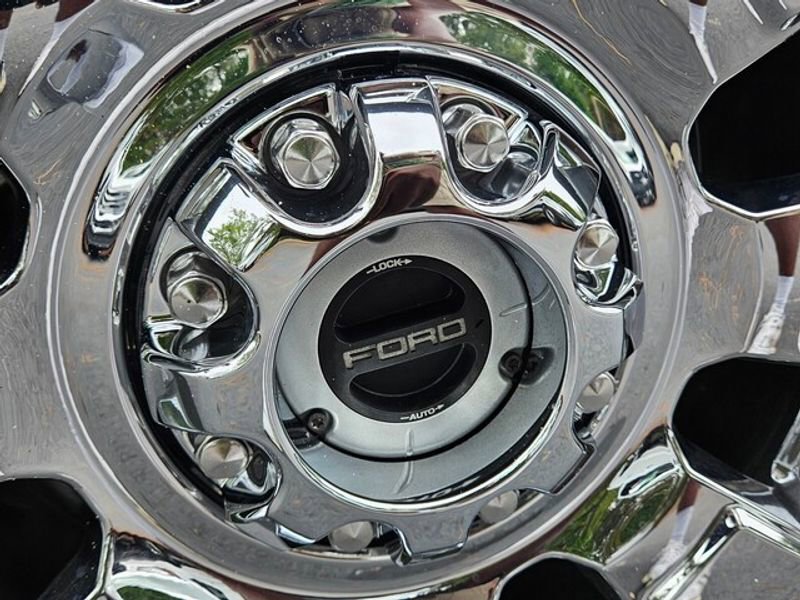 New 2026 Ford F250 Lariat image 18