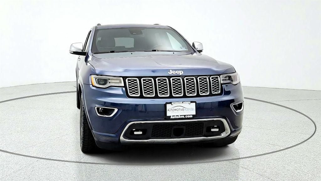 Used 2020 Jeep Grand Cherokee Overland AWD/4WD image 2