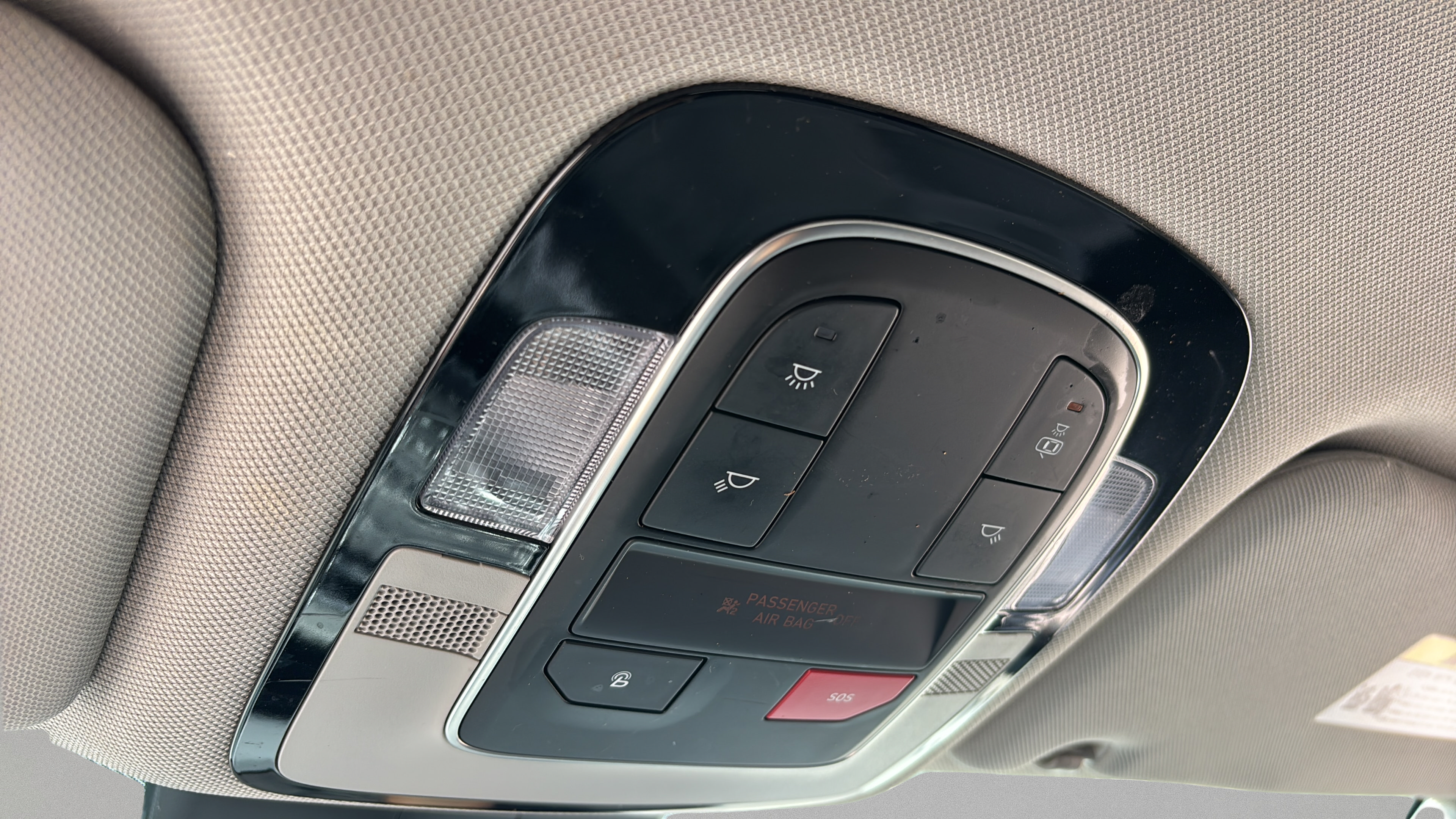 Used 2023 Hyundai Santa Fe SEL FWD image 29