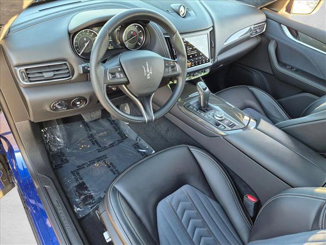 Used 2022 Maserati Levante GT AWD/4WD image 10