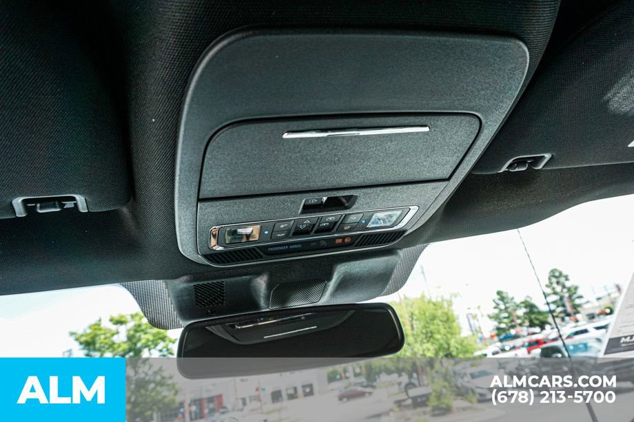 Used 2025 Ford F450 Platinum w/ FX4 Off-Road Package image 33