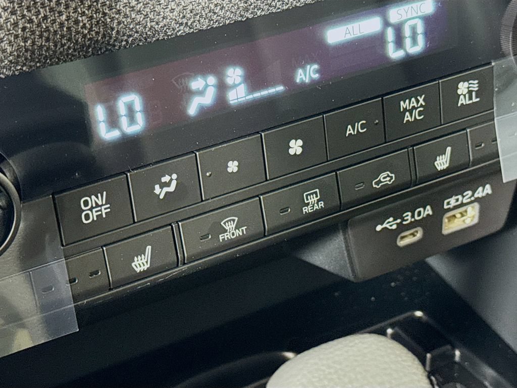 New 2026 Subaru Outback Limited AWD/4WD image 21