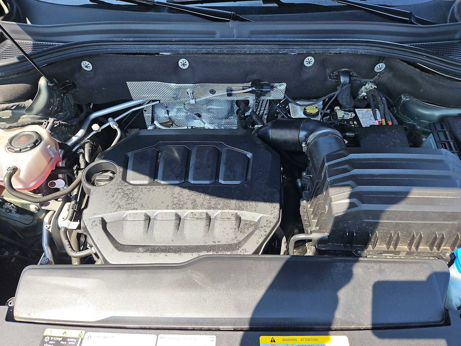 Used 2024 Volkswagen Atlas Peak Edition SE AWD/4WD image 38