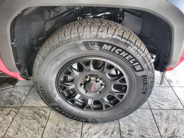 New 2026 Toyota 4Runner TRD Off-Road Premium AWD/4WD image 10