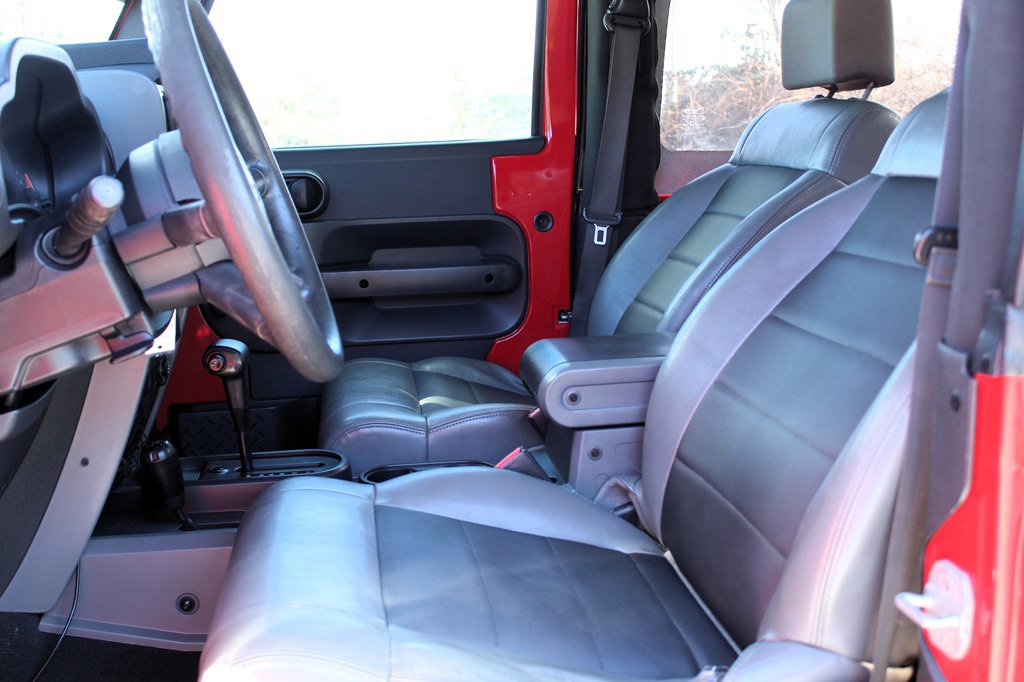 Used 2009 Jeep Wrangler X image 10