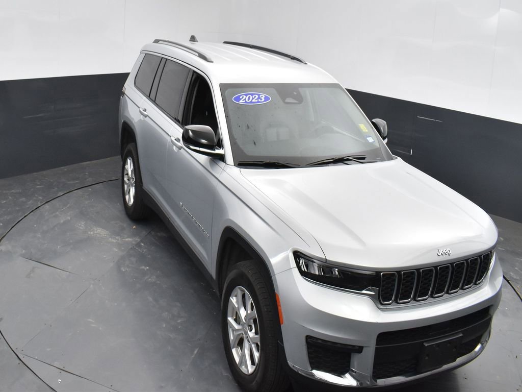 Used 2023 Jeep Grand Cherokee L Limited image 38