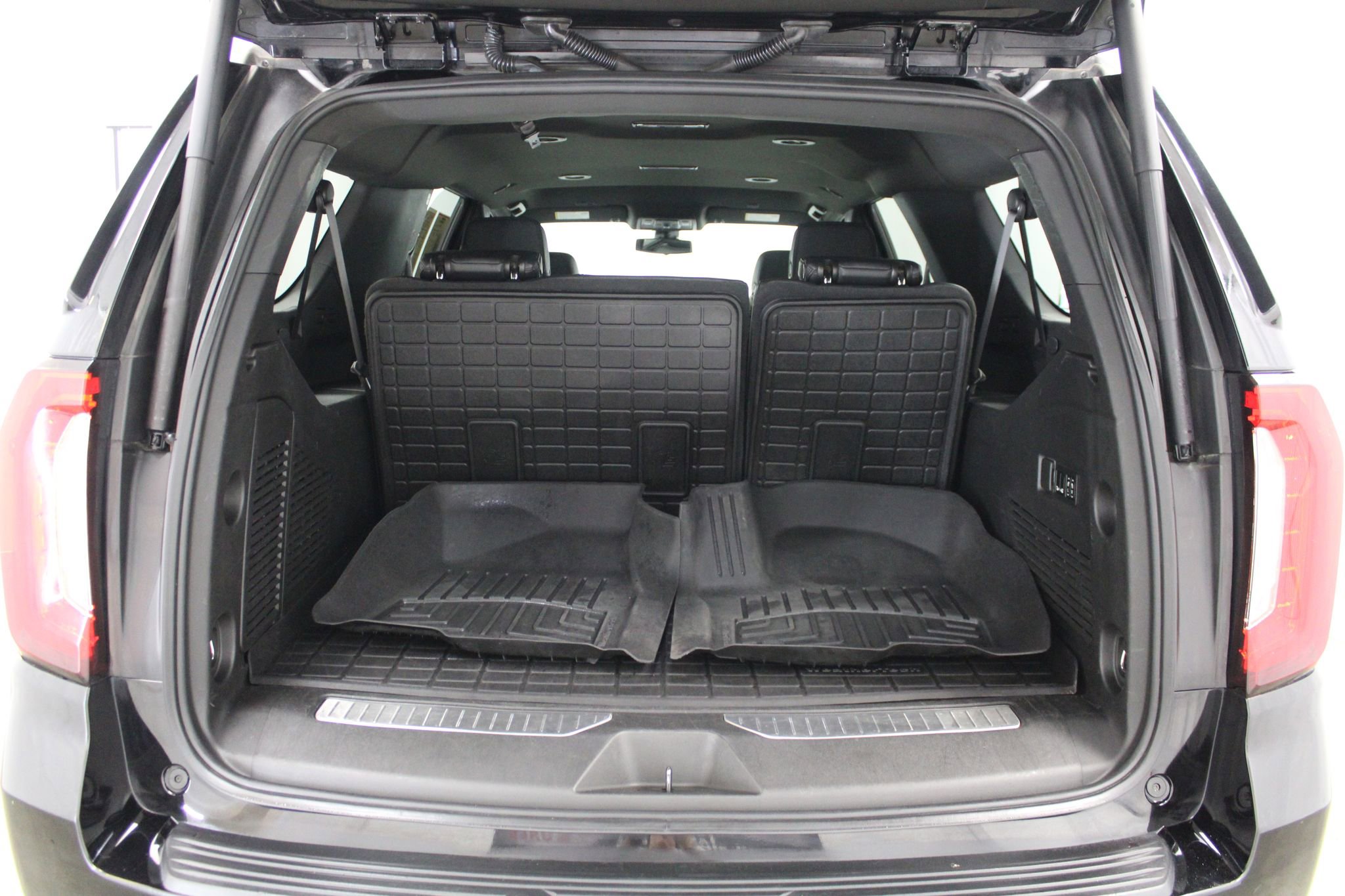Used 2022 GMC Yukon XL Denali AWD/4WD image 27