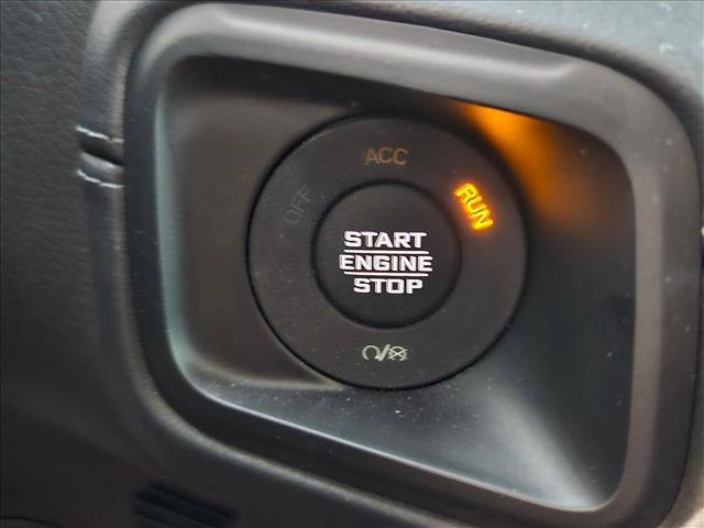 Used 2025 Jeep Gladiator Rubicon w/ Convenience Group image 14