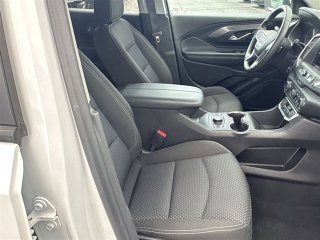 Used 2024 GMC Terrain SLE w/ Driver Convenience Package FWD image 26
