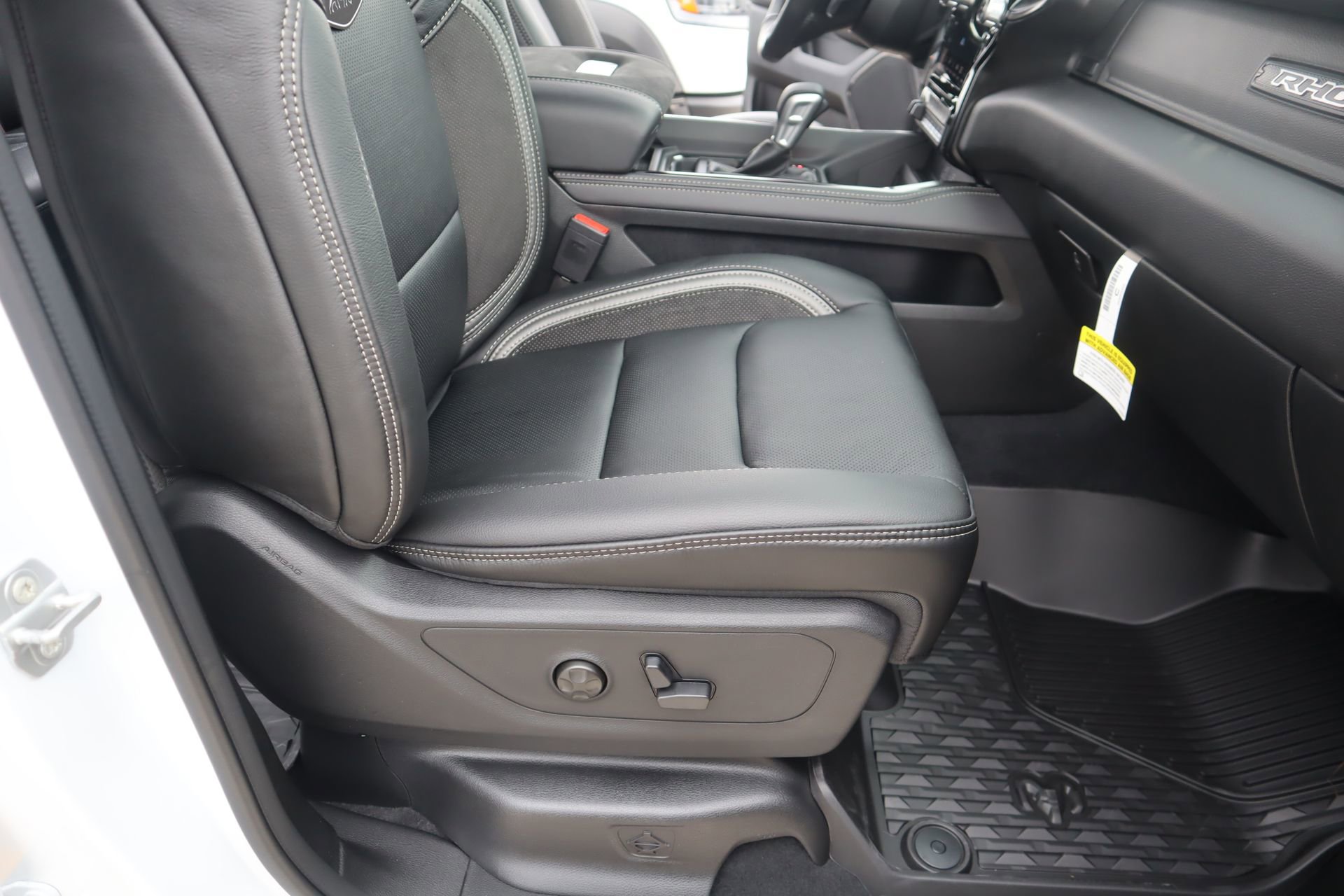 New 2026 RAM 1500 RHO AWD/4WD image 15