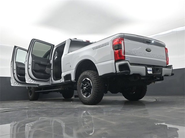 New 2026 Ford F250 Lariat image 71