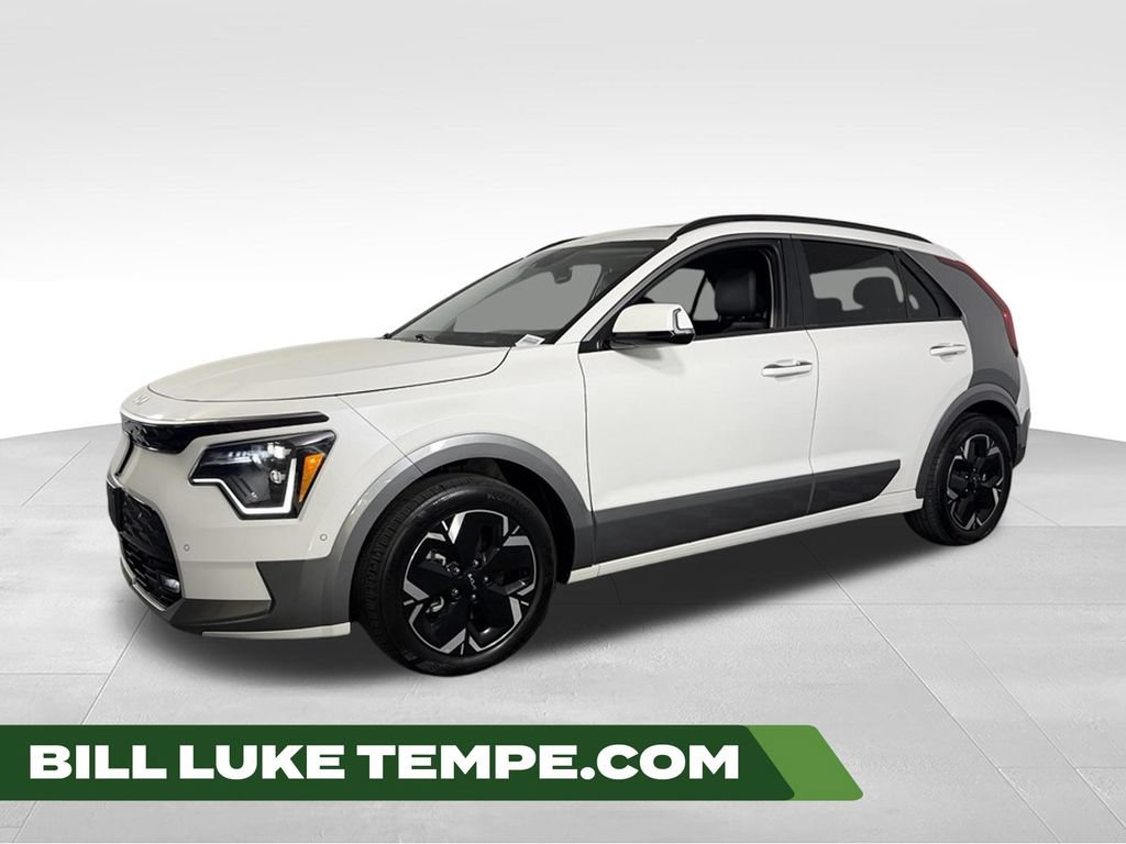 Used 2023 Kia Niro Wave w/ Wave Preserve Package FWD image 1