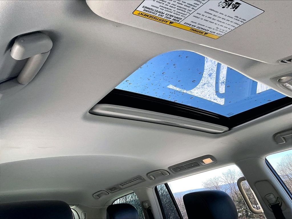 Used 2019 Nissan Armada Platinum w/ Captain's Chairs Package image 20