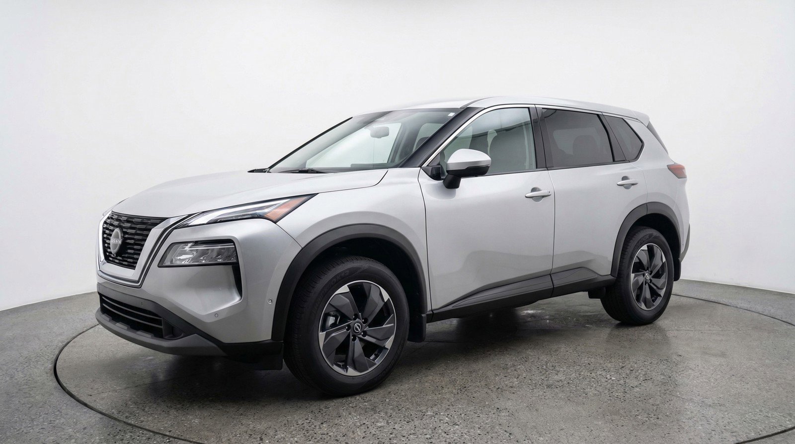 Used 2025 Nissan Rogue SV image 3