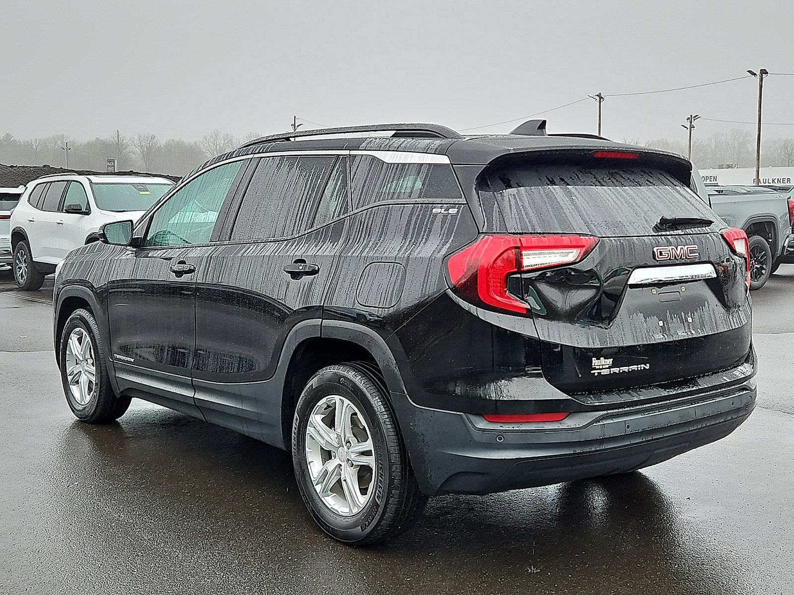 Certified 2023 GMC Terrain SLE w/ Driver Convenience Package image 4