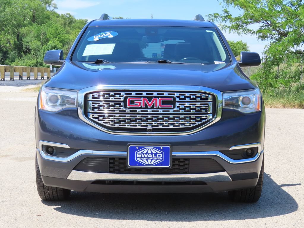 Certified 2019 GMC Acadia Denali w/ Technology Package AWD/4WD image 16