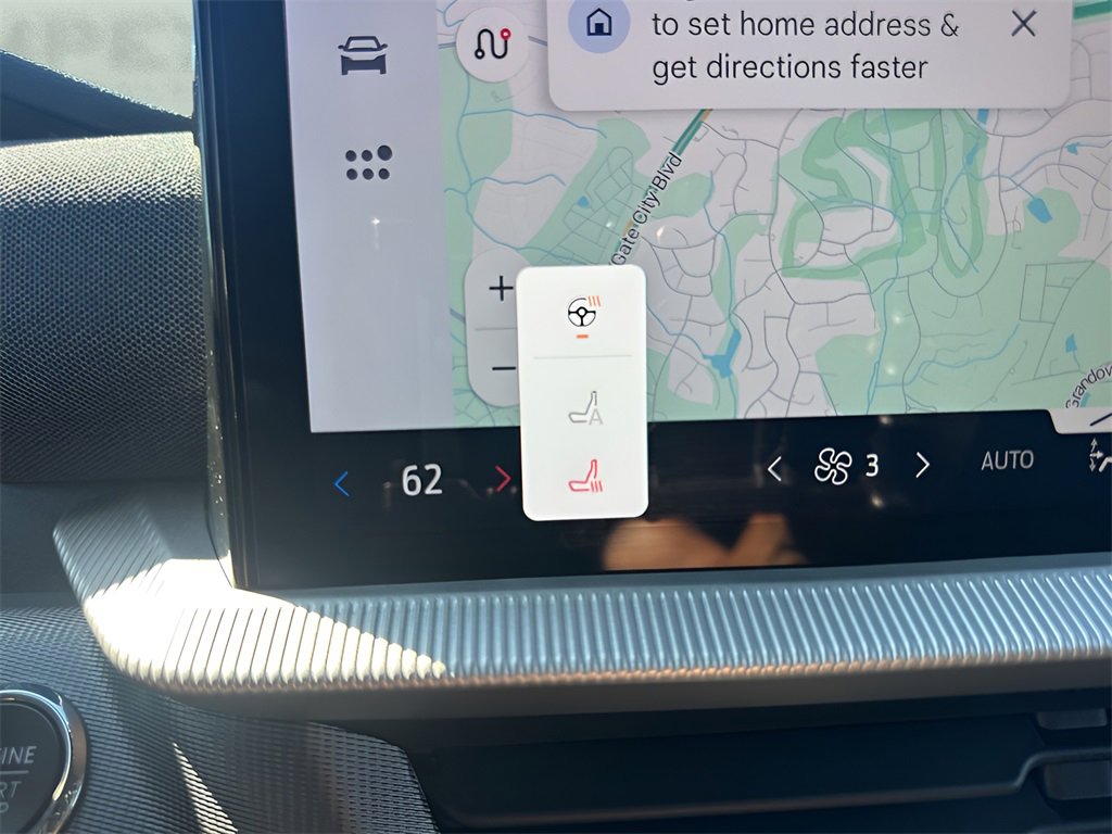 Used 2025 Ford Explorer ST-Line w/ Premium Package image 24