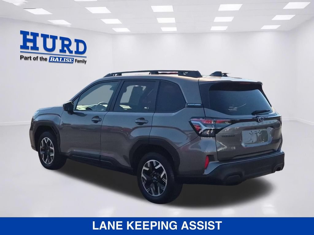 Used 2025 Subaru Forester Premium AWD/4WD image 6