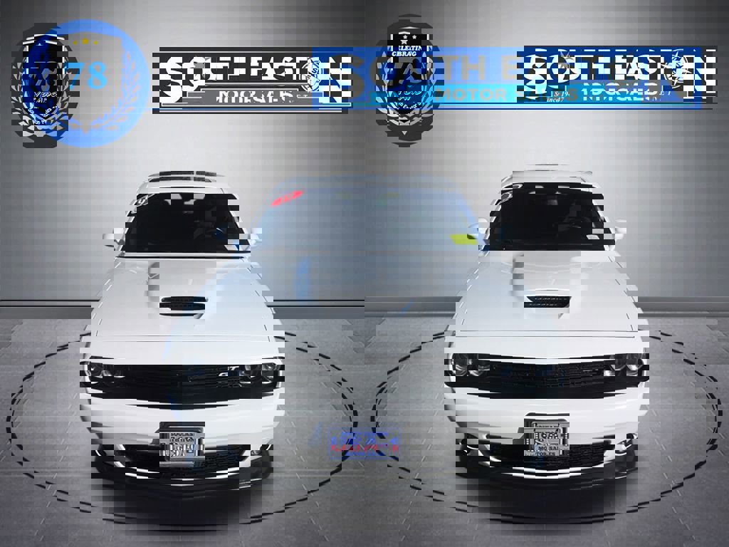 Used 2019 Dodge Challenger GT w/ Blacktop Package image 3