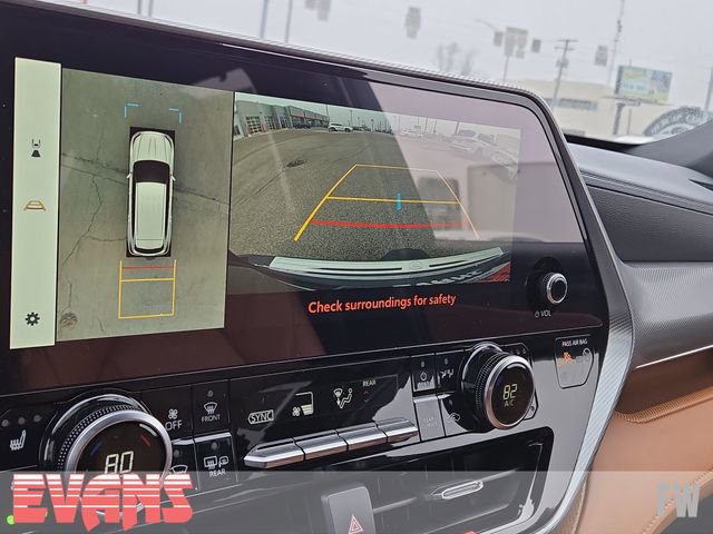 Certified 2026 Toyota Highlander Platinum image 9