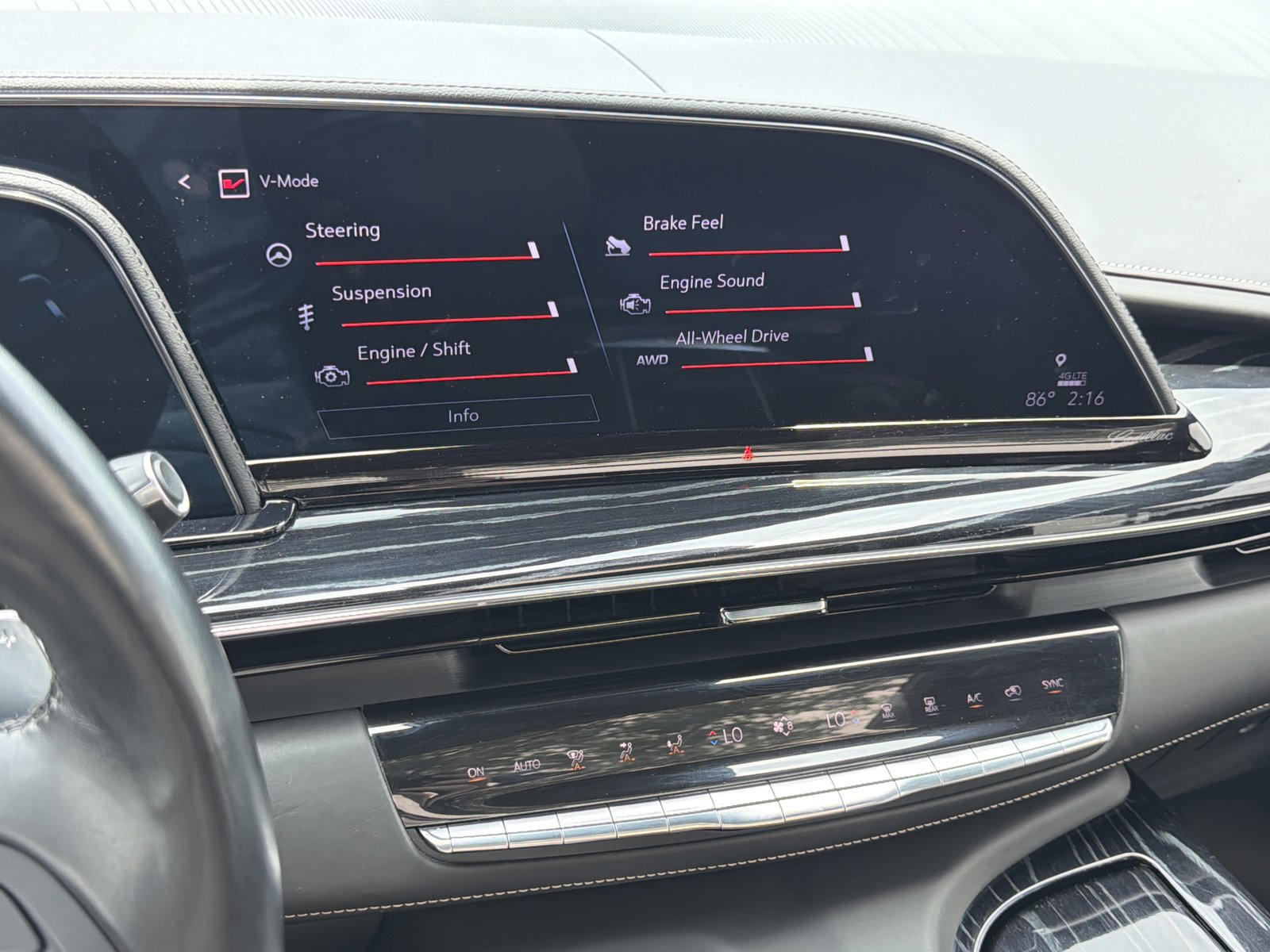 Used 2023 Cadillac Escalade ESV V AWD/4WD image 23