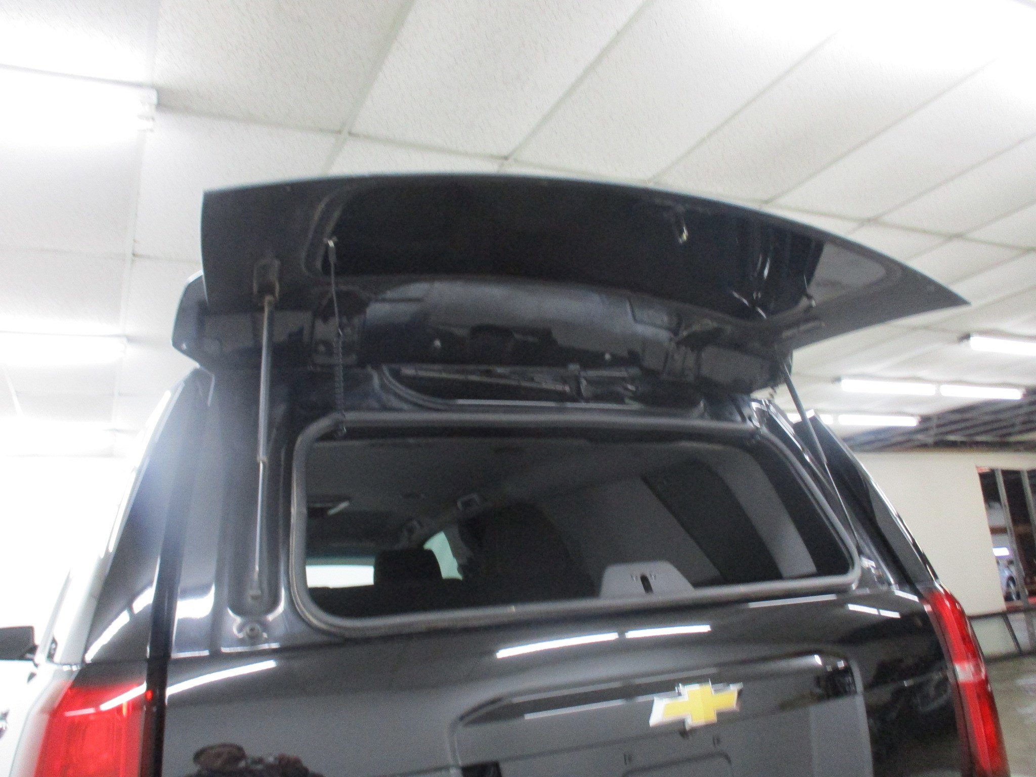 Used 2019 Chevrolet Tahoe LS image 8