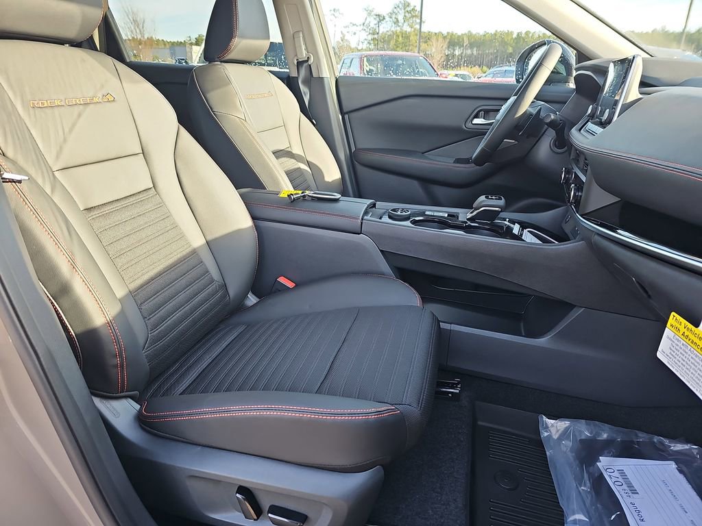 New 2026 Nissan Rogue SV AWD/4WD image 12