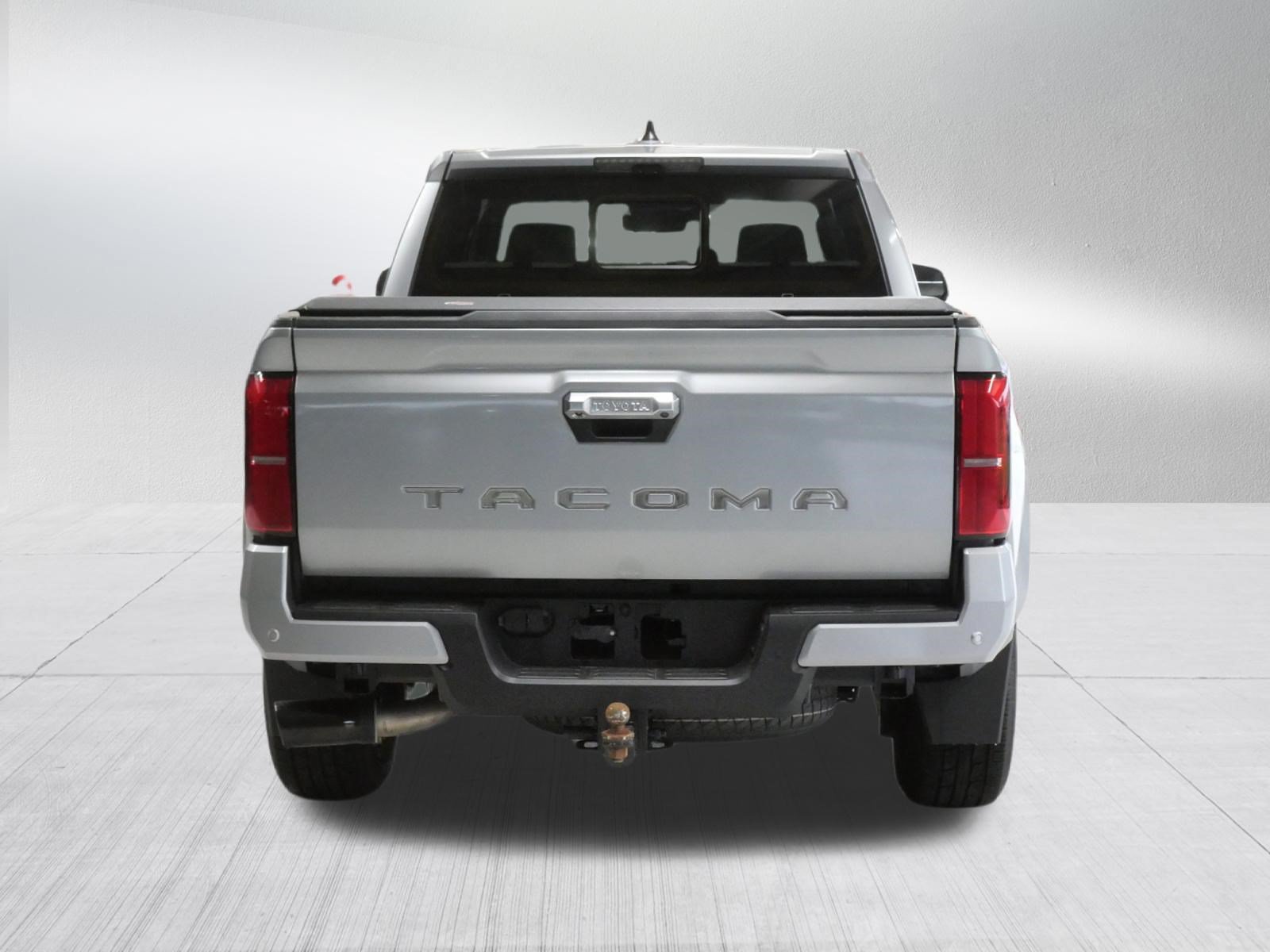 Certified 2024 Toyota Tacoma Limited w/ Limited Package (LT) AWD/4WD image 7