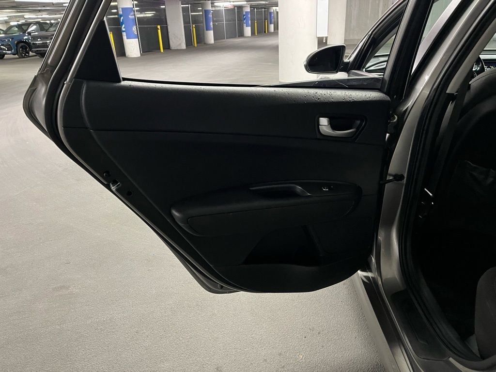 Used 2017 Kia Optima LX w/ Technology Package image 18