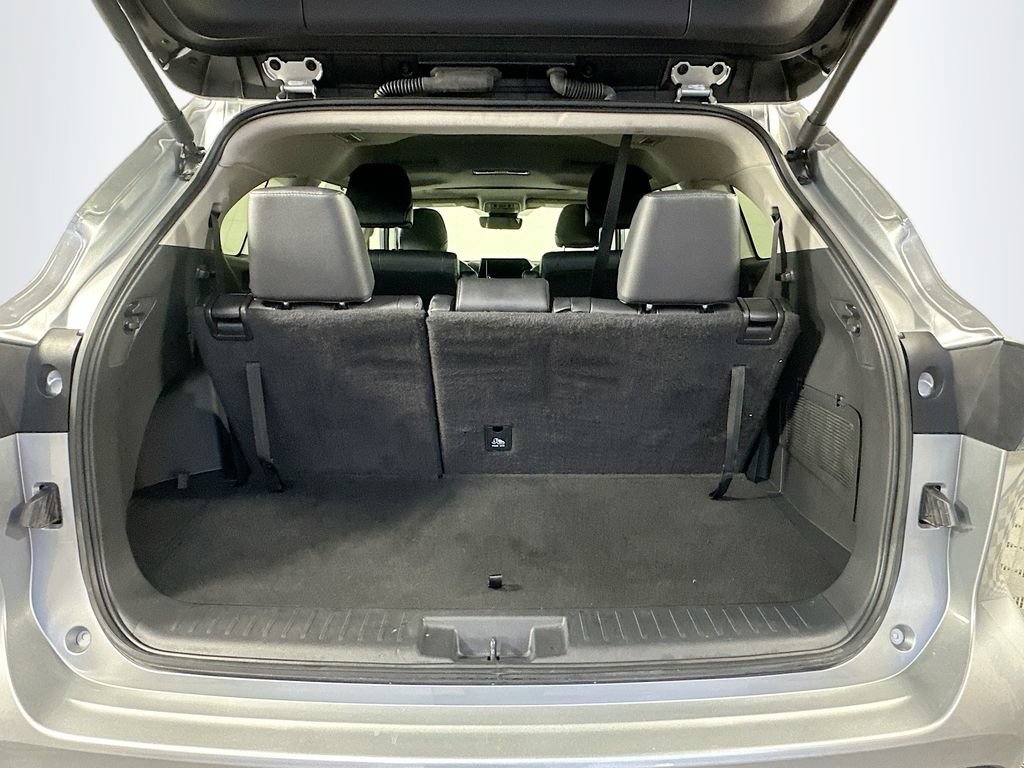 Certified 2024 Toyota Highlander XLE AWD/4WD image 26