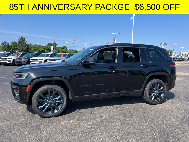 New 2026 Jeep Grand Cherokee Limited AWD/4WD image 3