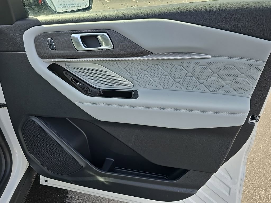 New 2026 Ford Explorer Platinum w/ LUX Leather Package image 54