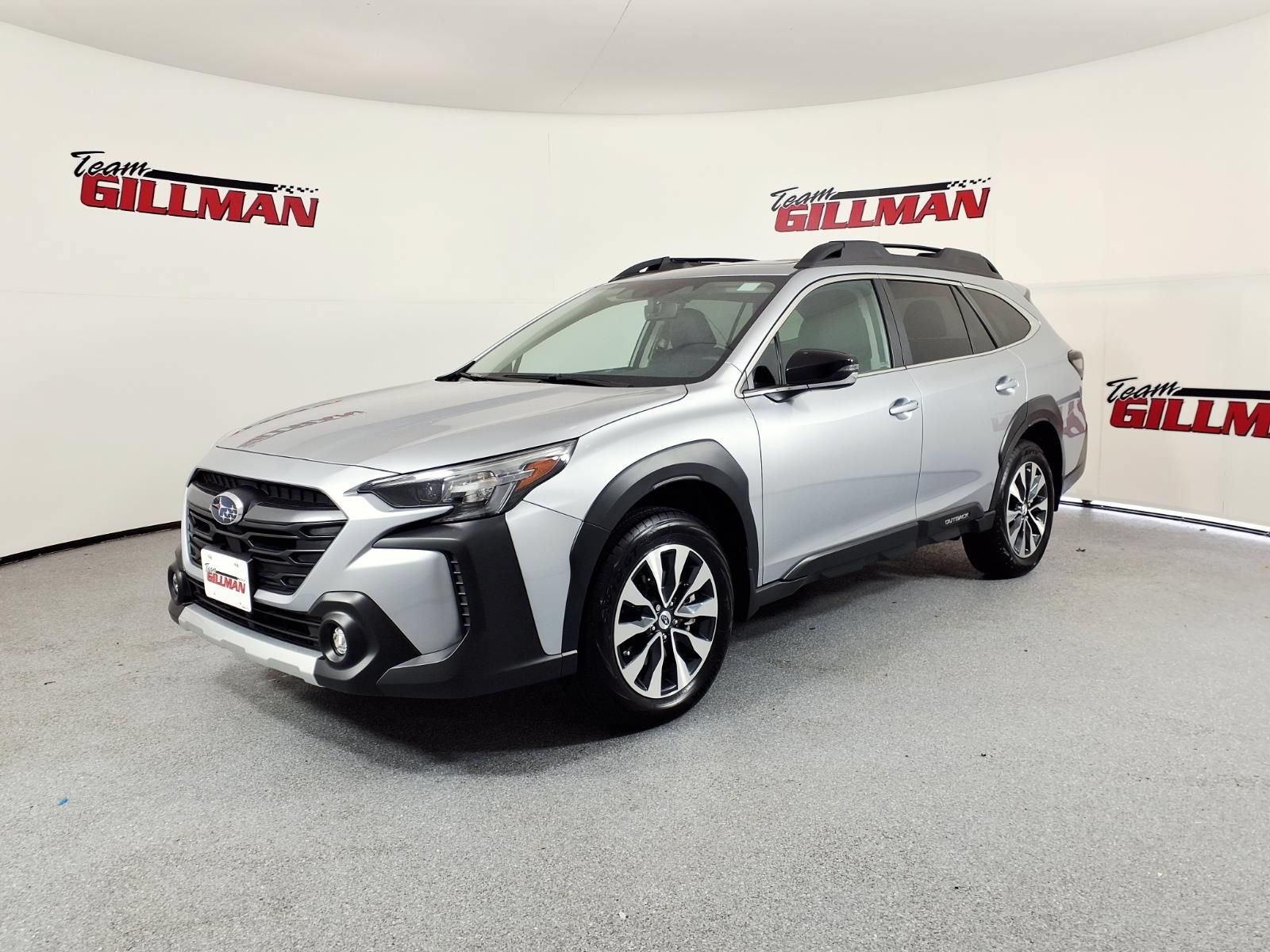 Certified 2025 Subaru Outback Limited AWD/4WD image 3
