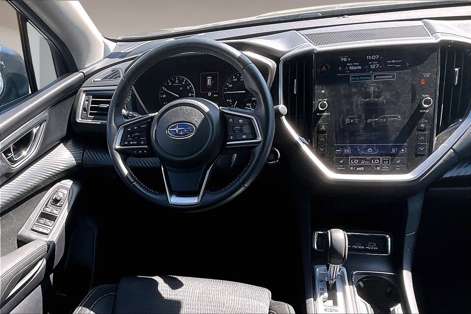 Used 2024 Subaru Ascent Premium w/ Convenience Package image 8