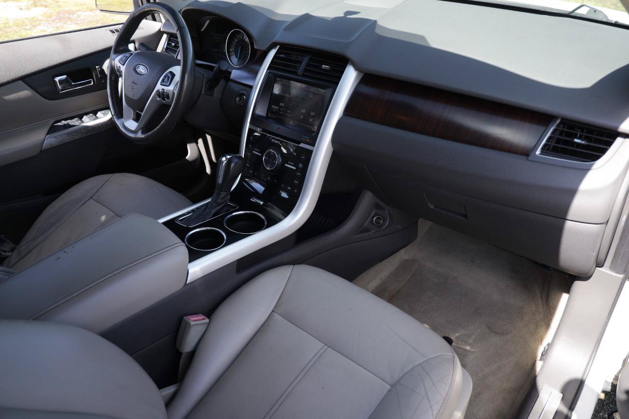 Used 2011 Ford Edge Limited w/ 302A Rapid Spec Order Code AWD/4WD image 18