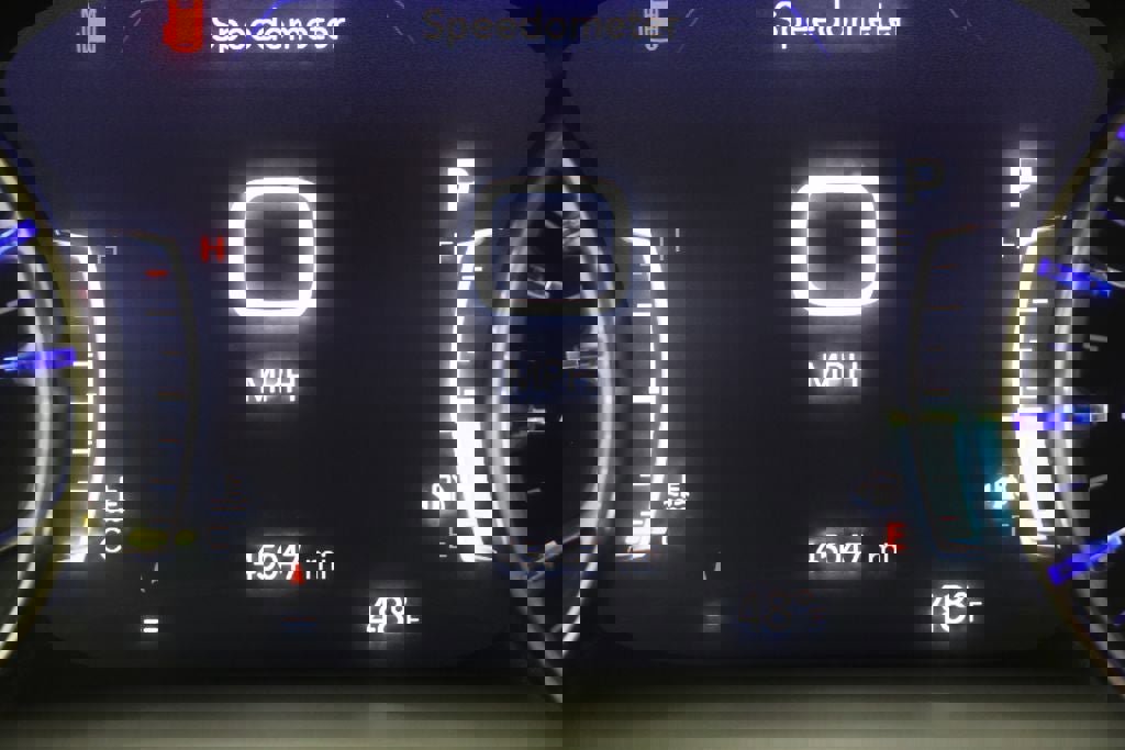 Used 2023 Chrysler Pacifica Touring-L image 17