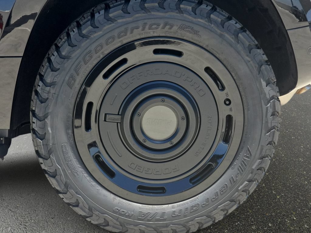 New 2026 Land Rover Defender 110 X AWD/4WD image 35