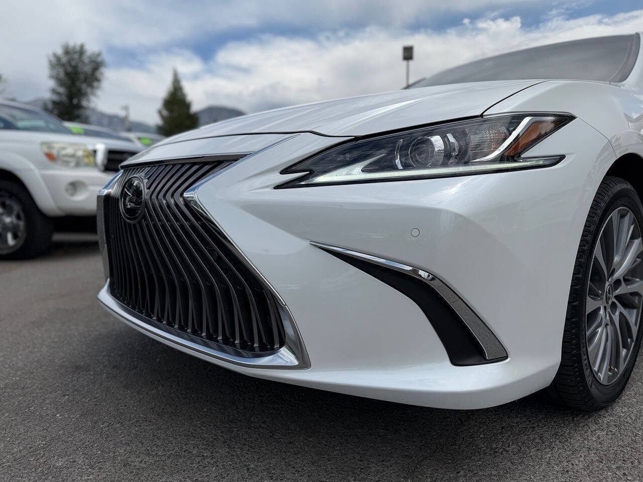 Used 2020 Lexus ES 350 w/ Premium Package FWD image 28