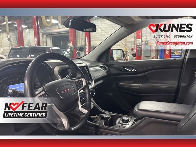 Used 2023 GMC Acadia SLT image 15