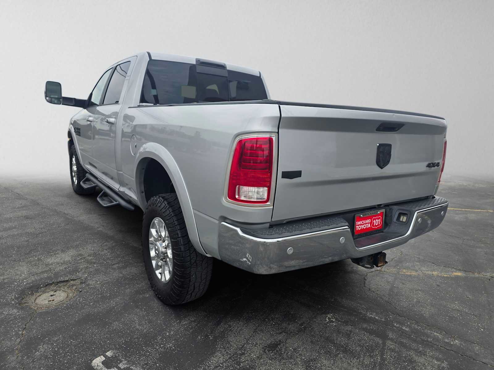 Used 2018 RAM 2500 Laramie AWD/4WD image 5