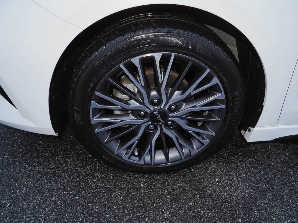 Used 2023 Kia Forte GT-Line w/ GT-Line Premium Package image 36